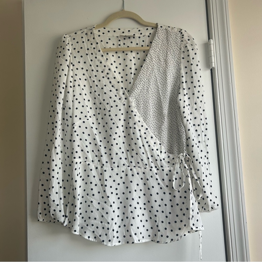 Loft Polka Dot Tie Front Wrap Blouse Black and White Sz M Long Sleeve